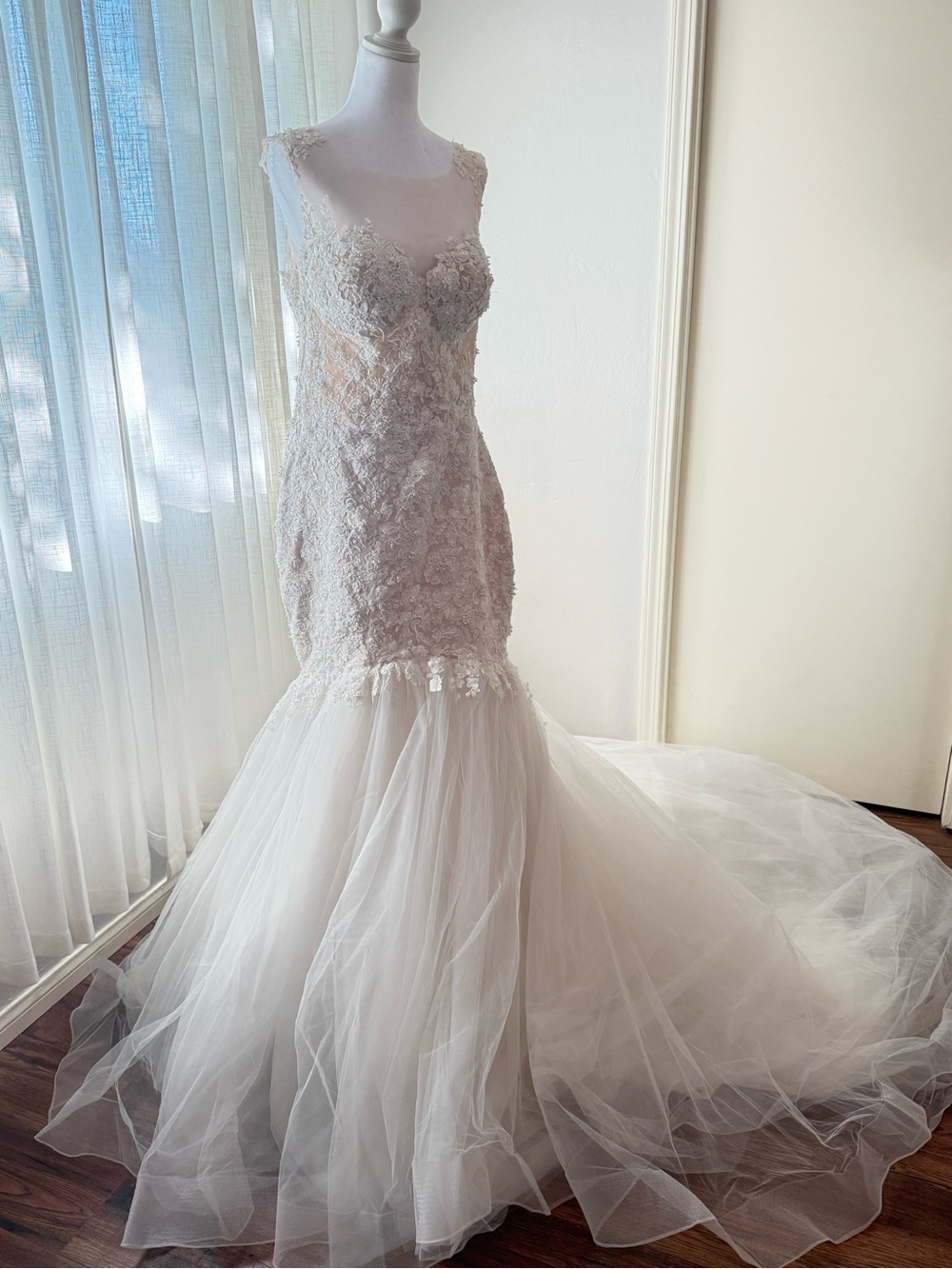 Elly Haute Couture "Bella" Size 14 Bridal Gown Designer Sample
